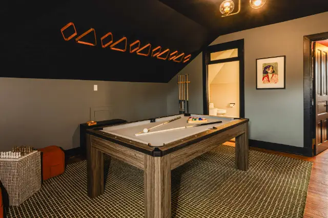 Game area- combo pool/pingpong table and chess set