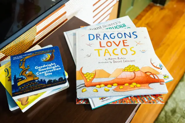 Kids books located in Bedroom 4