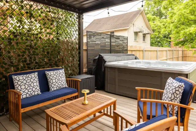 Outdoor living room