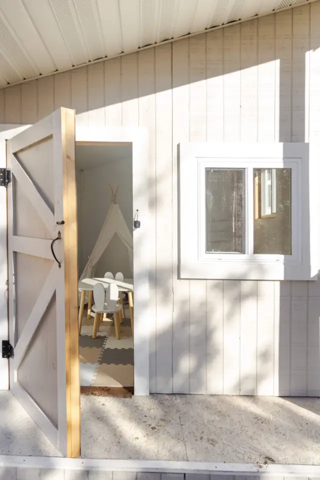 3 season kids' play house.